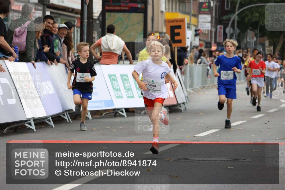21.09.2025 - PSD Bank Halbmarathon Strokosch-Dieckow http://msf.ph/oto/8941874 21.09.2025 10:28:18 Ziel 157, 158, 163, 213, 215, 240, 270, 316, 461 meine-sportfotos.de