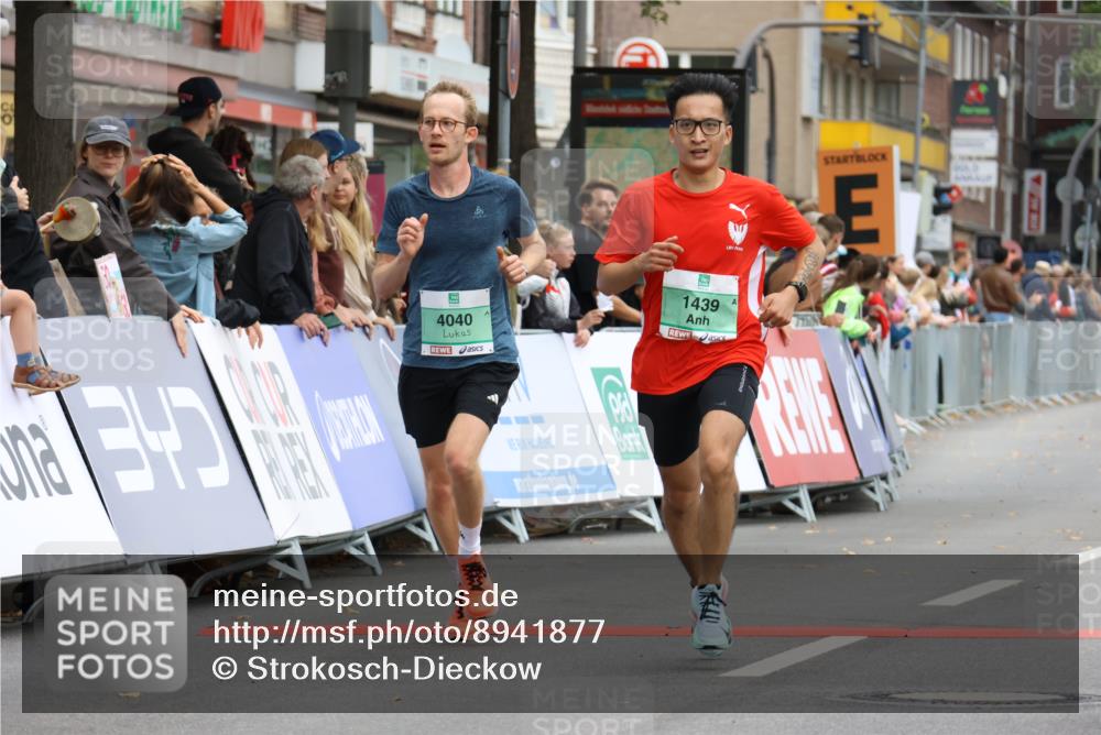 21.09.2025 - PSD Bank Halbmarathon Strokosch-Dieckow http://msf.ph/oto/8941877 21.09.2025 11:26:52 Ziel 1439, 1793, 4040 meine-sportfotos.de