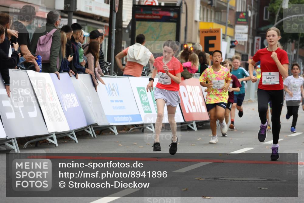 21.09.2025 - PSD Bank Halbmarathon Strokosch-Dieckow http://msf.ph/oto/8941896 21.09.2025 10:28:23 Ziel 150, 157, 158, 163, 197, 215, 240, 270, 316, 317, 321, 426, 461 meine-sportfotos.de