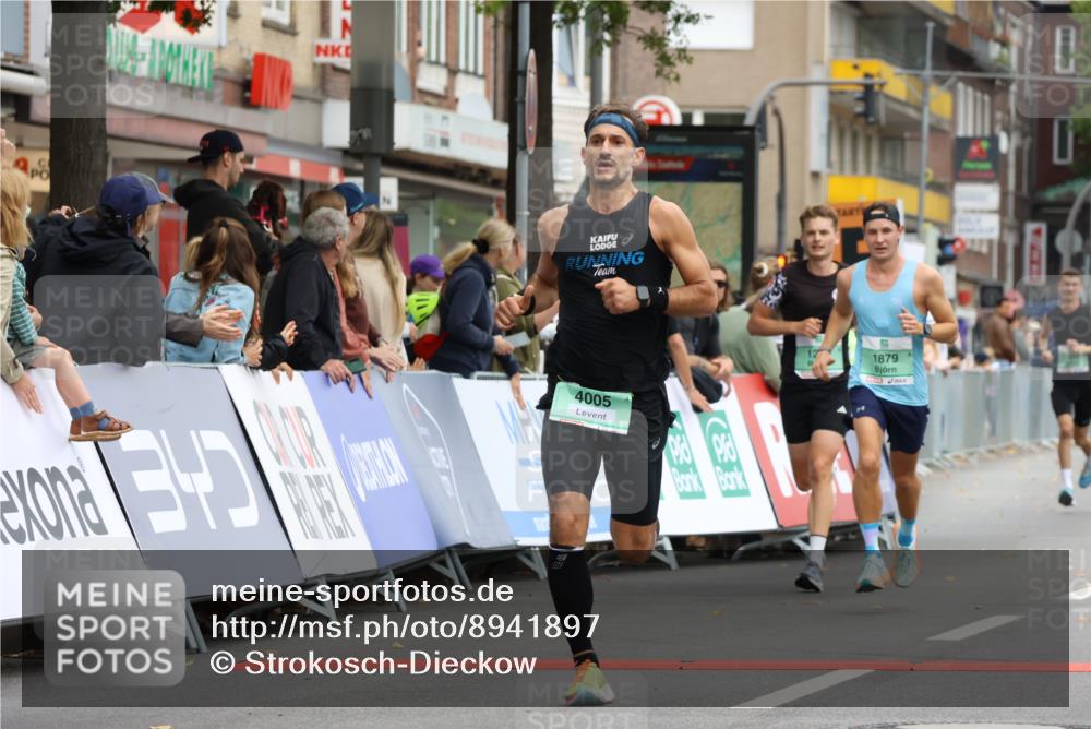 21.09.2025 - PSD Bank Halbmarathon Strokosch-Dieckow http://msf.ph/oto/8941897 21.09.2025 11:27:14 Ziel 1236, 1598, 1849, 1879, 4005 meine-sportfotos.de