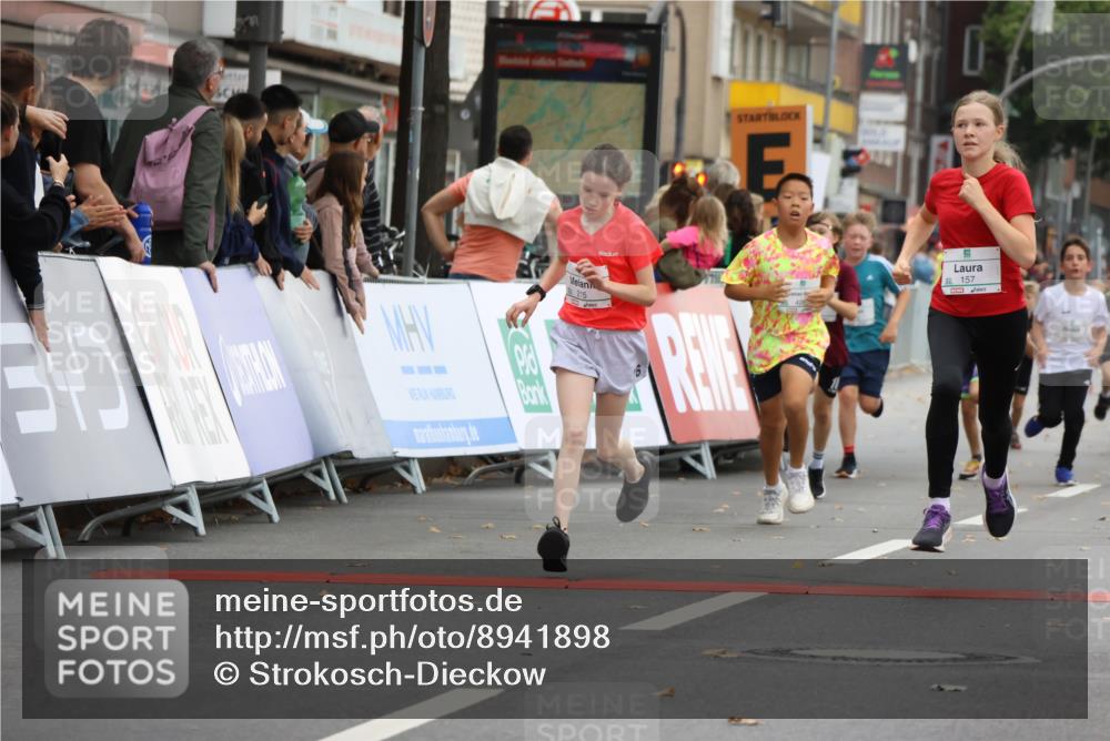 21.09.2025 - PSD Bank Halbmarathon Strokosch-Dieckow http://msf.ph/oto/8941898 21.09.2025 10:28:23 Ziel 150, 157, 158, 163, 197, 215, 240, 270, 316, 317, 321, 426, 461 meine-sportfotos.de