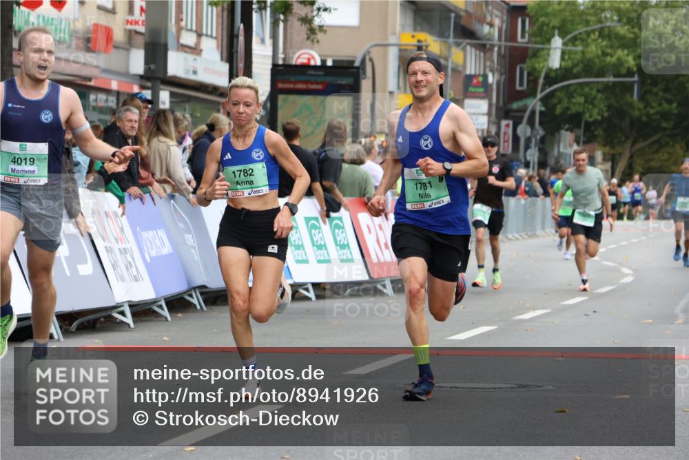 21.09.2025 - PSD Bank Halbmarathon Strokosch-Dieckow http://msf.ph/oto/8941926 21.09.2025 11:27:25 Ziel 1236, 1781, 1782, 1831, 1874, 1879, 1953, 4019 meine-sportfotos.de