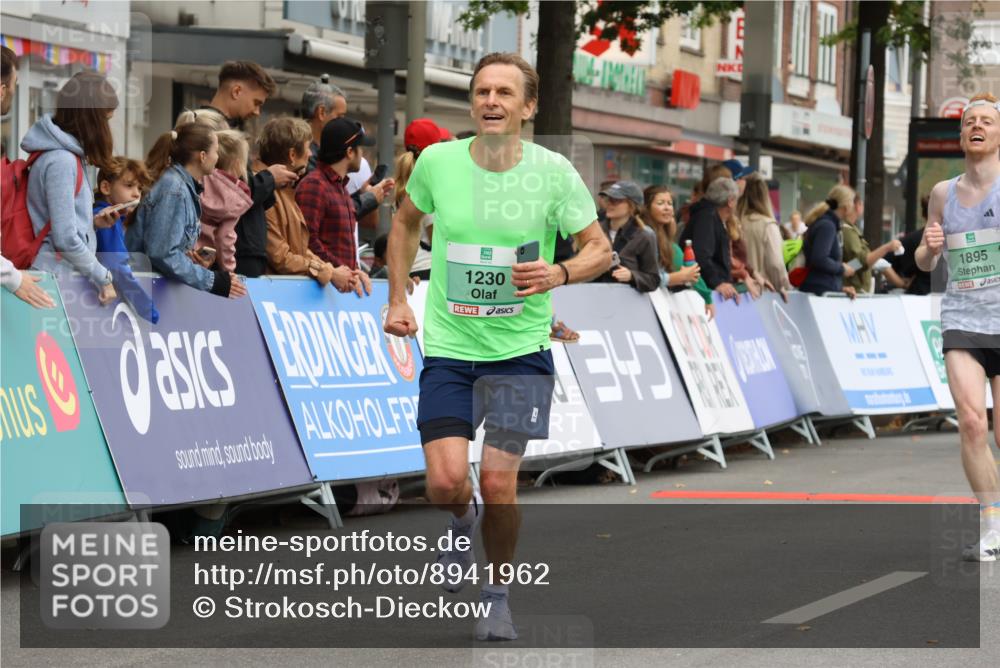 21.09.2025 - PSD Bank Halbmarathon Strokosch-Dieckow http://msf.ph/oto/8941962 21.09.2025 11:27:38 Ziel 1230, 1874, 1895, 1949, 1953 meine-sportfotos.de