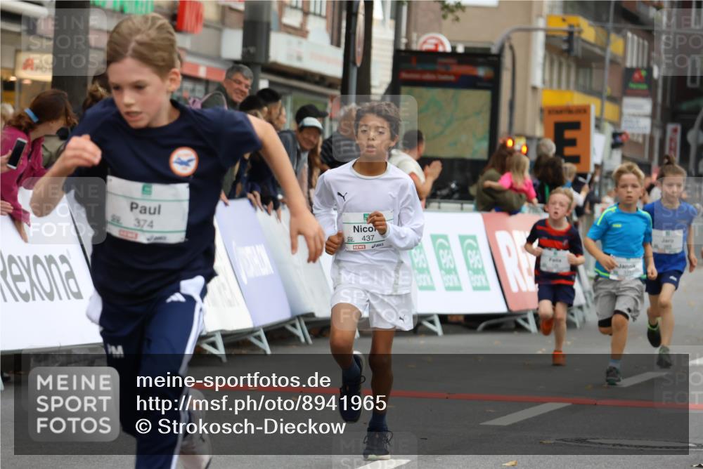 21.09.2025 - PSD Bank Halbmarathon Strokosch-Dieckow http://msf.ph/oto/8941965 21.09.2025 10:28:38 Ziel 123, 126, 150, 197, 198, 204, 205, 266, 357, 361, 371, 374, 388, 389, 408, 437 meine-sportfotos.de