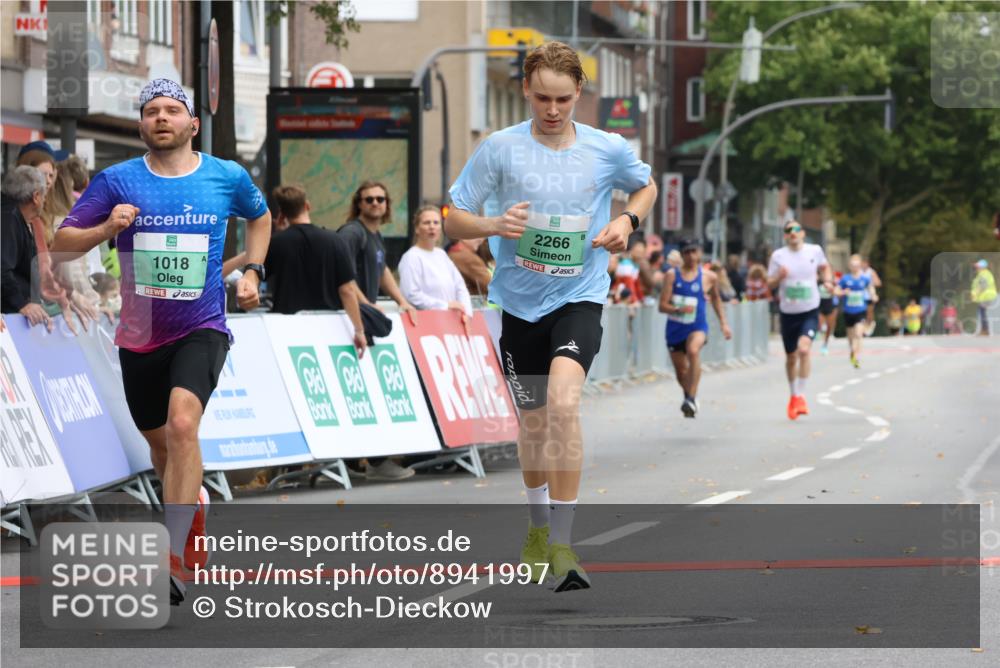 21.09.2025 - PSD Bank Halbmarathon Strokosch-Dieckow http://msf.ph/oto/8941997 21.09.2025 11:27:57 Ziel 1018, 1783, 1873, 1927, 2266 meine-sportfotos.de