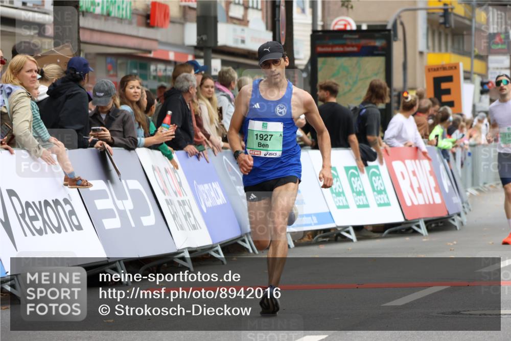 21.09.2025 - PSD Bank Halbmarathon Strokosch-Dieckow http://msf.ph/oto/8942016 21.09.2025 11:28:01 Ziel 1018, 1872, 1927, 2266 meine-sportfotos.de