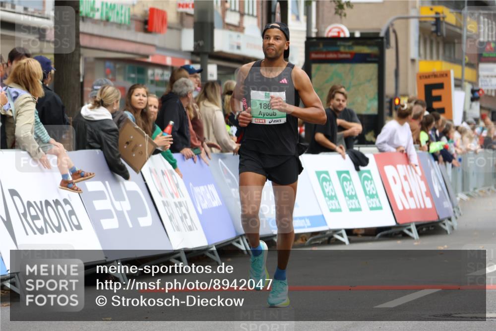 21.09.2025 - PSD Bank Halbmarathon Strokosch-Dieckow http://msf.ph/oto/8942047 21.09.2025 11:28:20 Ziel 1324, 1867 meine-sportfotos.de