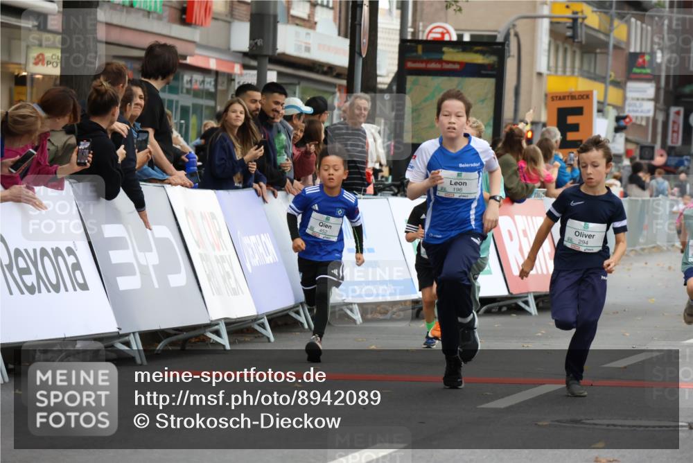 21.09.2025 - PSD Bank Halbmarathon Strokosch-Dieckow http://msf.ph/oto/8942089 21.09.2025 10:28:58 Ziel 109, 134, 142, 155, 167, 168, 193, 194, 196, 212, 258, 267, 294, 337, 338, 412, 443, 452 meine-sportfotos.de