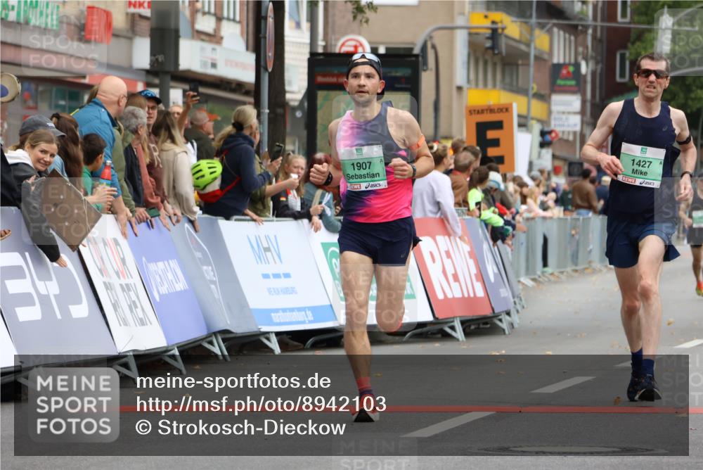 21.09.2025 - PSD Bank Halbmarathon Strokosch-Dieckow http://msf.ph/oto/8942103 21.09.2025 11:28:53 Ziel 1427, 1456, 1889, 1907, 1909, 1920, 2092 meine-sportfotos.de