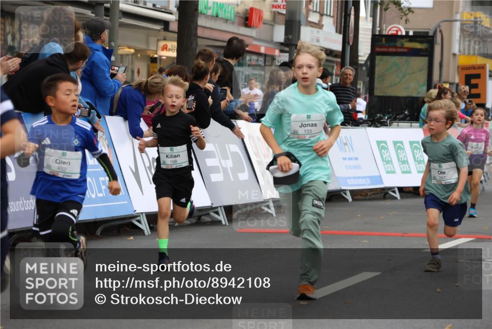 21.09.2025 - PSD Bank Halbmarathon Strokosch-Dieckow http://msf.ph/oto/8942108 21.09.2025 10:29:01 Ziel 134, 142, 155, 167, 168, 194, 196, 212, 258, 267, 294, 338, 412, 416, 443, 452 meine-sportfotos.de