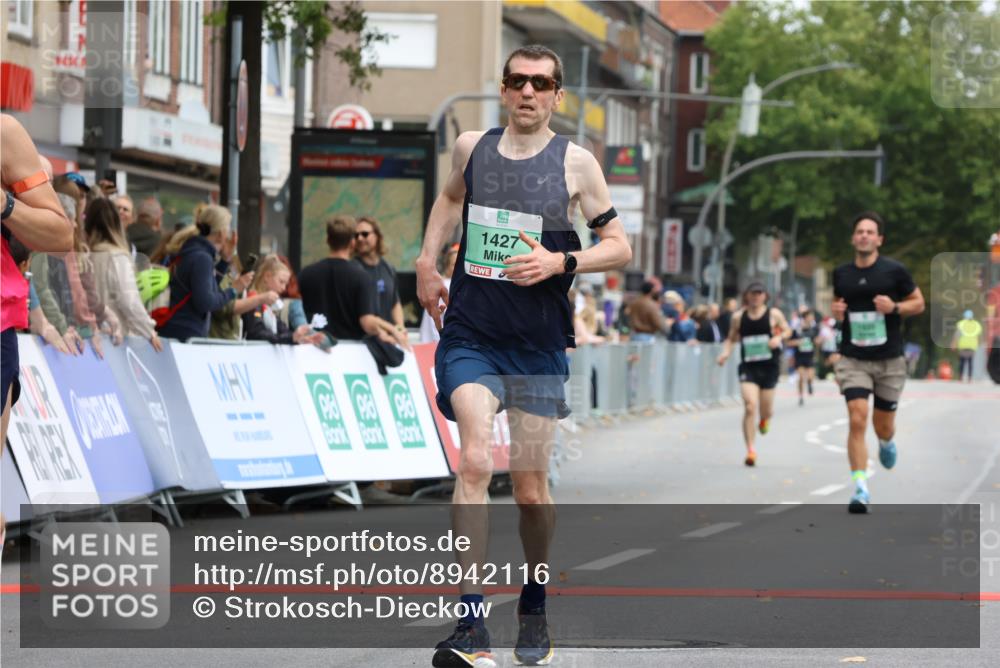 21.09.2025 - PSD Bank Halbmarathon Strokosch-Dieckow http://msf.ph/oto/8942116 21.09.2025 11:28:55 Ziel 1427, 1889, 1907, 1920, 2092 meine-sportfotos.de