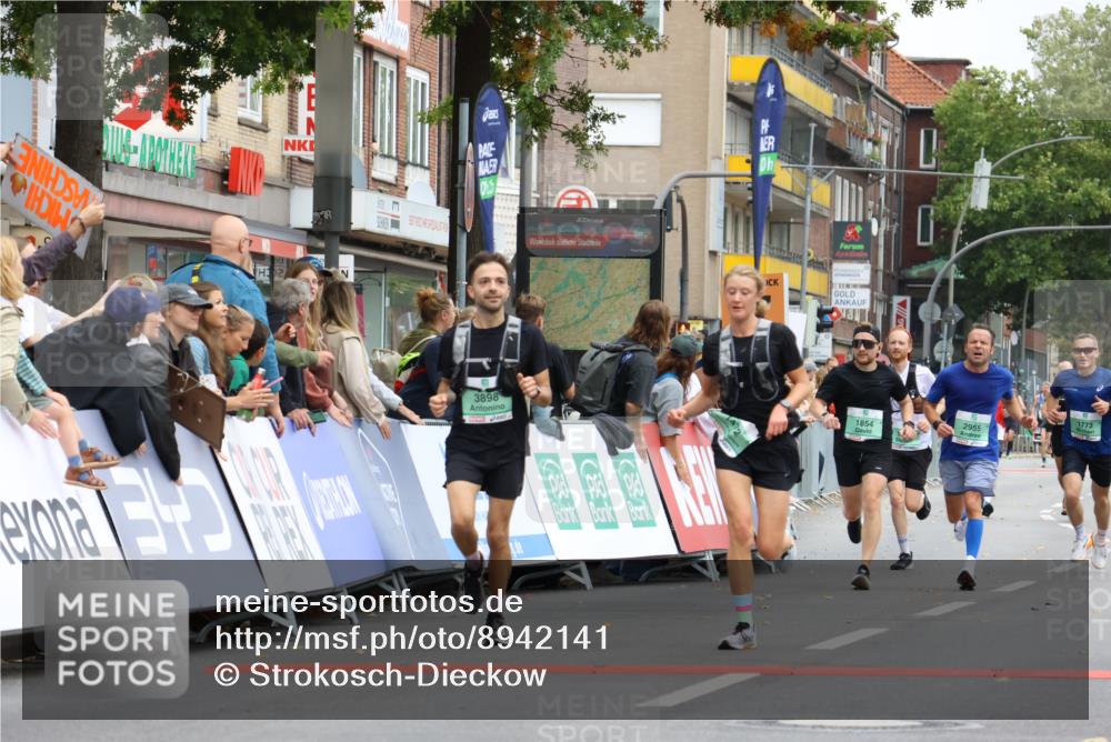 21.09.2025 - PSD Bank Halbmarathon Strokosch-Dieckow http://msf.ph/oto/8942141 21.09.2025 11:29:18 Ziel 1437, 1472, 1773, 1854, 2955, 3898 meine-sportfotos.de
