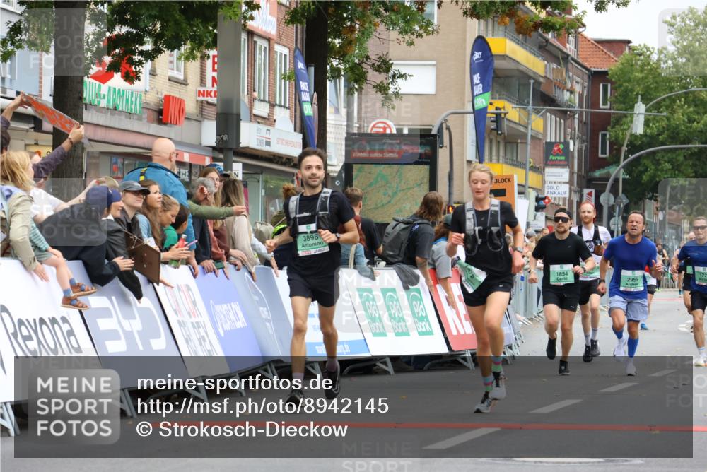 21.09.2025 - PSD Bank Halbmarathon Strokosch-Dieckow http://msf.ph/oto/8942145 21.09.2025 11:29:18 Ziel 1437, 1472, 1773, 1854, 2955, 3898 meine-sportfotos.de