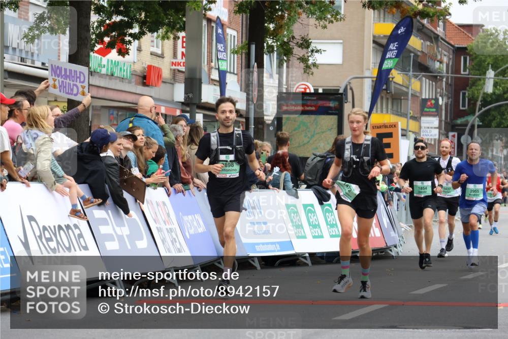 21.09.2025 - PSD Bank Halbmarathon Strokosch-Dieckow http://msf.ph/oto/8942157 21.09.2025 11:29:19 Ziel 1437, 1472, 1773, 1854, 2955, 3898 meine-sportfotos.de
