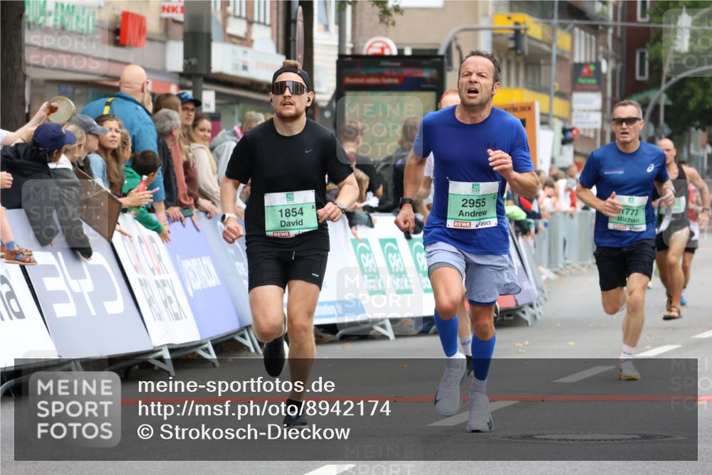 21.09.2025 - PSD Bank Halbmarathon Strokosch-Dieckow http://msf.ph/oto/8942174 21.09.2025 11:29:22 Ziel 1437, 1472, 1525, 1773, 1854, 2955, 3898 meine-sportfotos.de