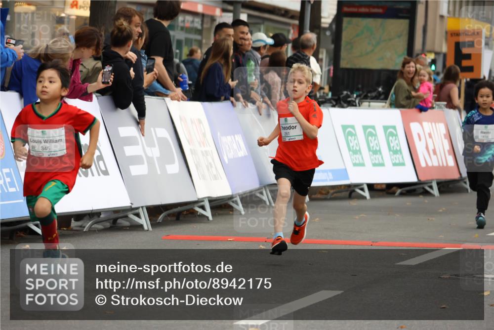 21.09.2025 - PSD Bank Halbmarathon Strokosch-Dieckow http://msf.ph/oto/8942175 21.09.2025 10:29:16 Ziel 233, 261, 327, 345, 381, 390, 395, 416, 434, 455 meine-sportfotos.de