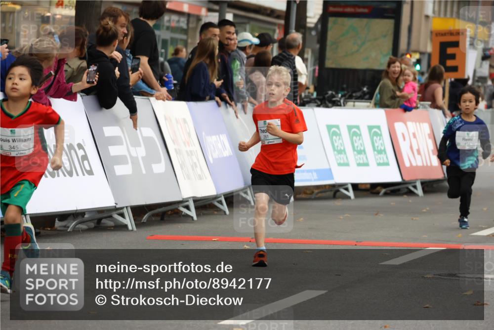 21.09.2025 - PSD Bank Halbmarathon Strokosch-Dieckow http://msf.ph/oto/8942177 21.09.2025 10:29:16 Ziel 233, 261, 327, 345, 381, 390, 395, 416, 434, 455 meine-sportfotos.de