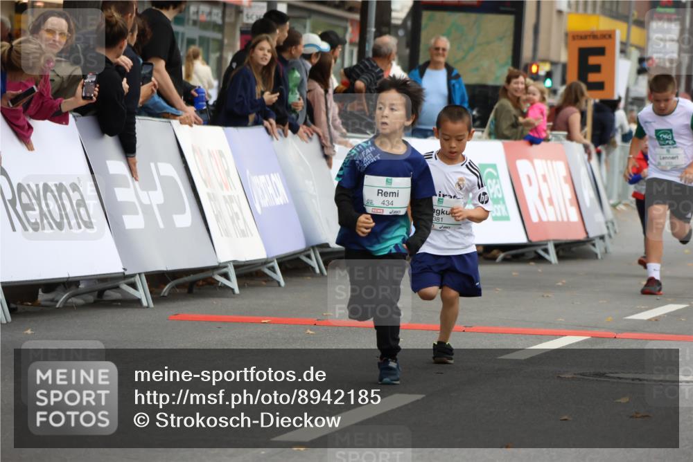 21.09.2025 - PSD Bank Halbmarathon Strokosch-Dieckow http://msf.ph/oto/8942185 21.09.2025 10:29:19 Ziel 166, 233, 250, 261, 301, 327, 345, 381, 390, 395, 406, 434, 455 meine-sportfotos.de
