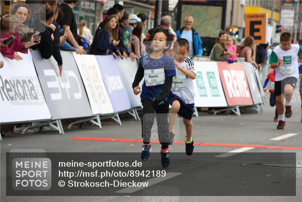 21.09.2025 - PSD Bank Halbmarathon Strokosch-Dieckow http://msf.ph/oto/8942189 21.09.2025 10:29:19 Ziel 166, 233, 250, 261, 301, 327, 345, 381, 390, 395, 406, 434, 455 meine-sportfotos.de