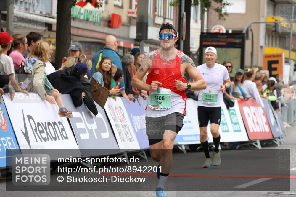 21.09.2025 - PSD Bank Halbmarathon Strokosch-Dieckow http://msf.ph/oto/8942201 21.09.2025 11:29:31 Ziel 1314, 1408, 1437, 1525, 1773, 1854, 2955 meine-sportfotos.de
