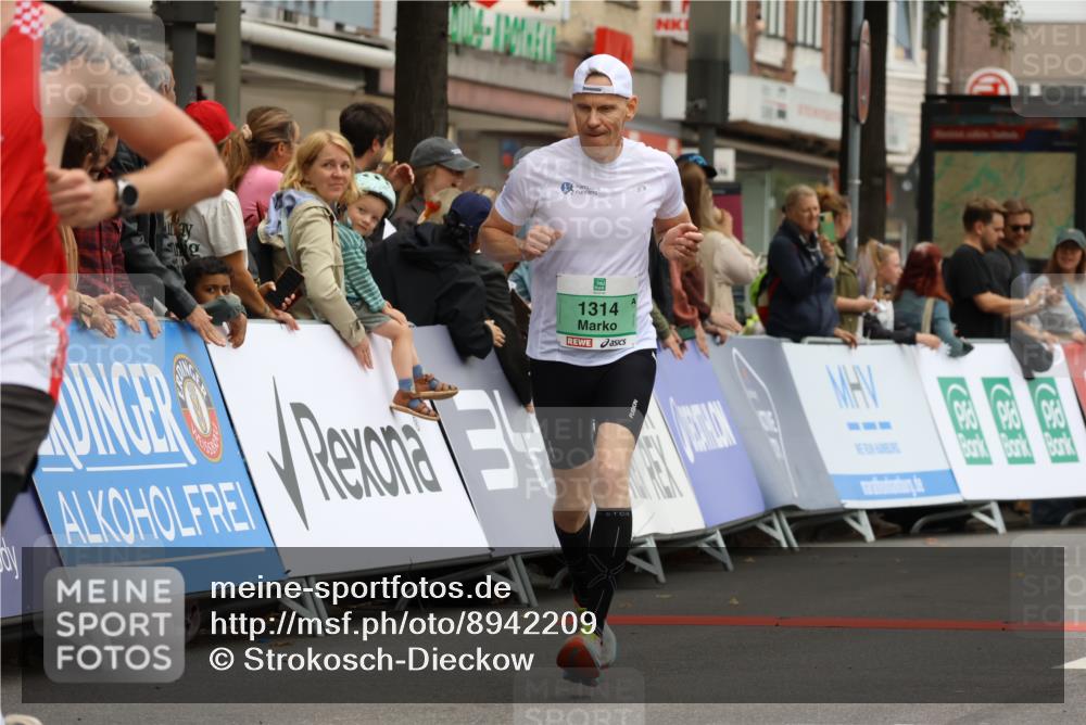 21.09.2025 - PSD Bank Halbmarathon Strokosch-Dieckow http://msf.ph/oto/8942209 21.09.2025 11:29:33 Ziel 1314, 1408, 1437, 1525, 1773 meine-sportfotos.de