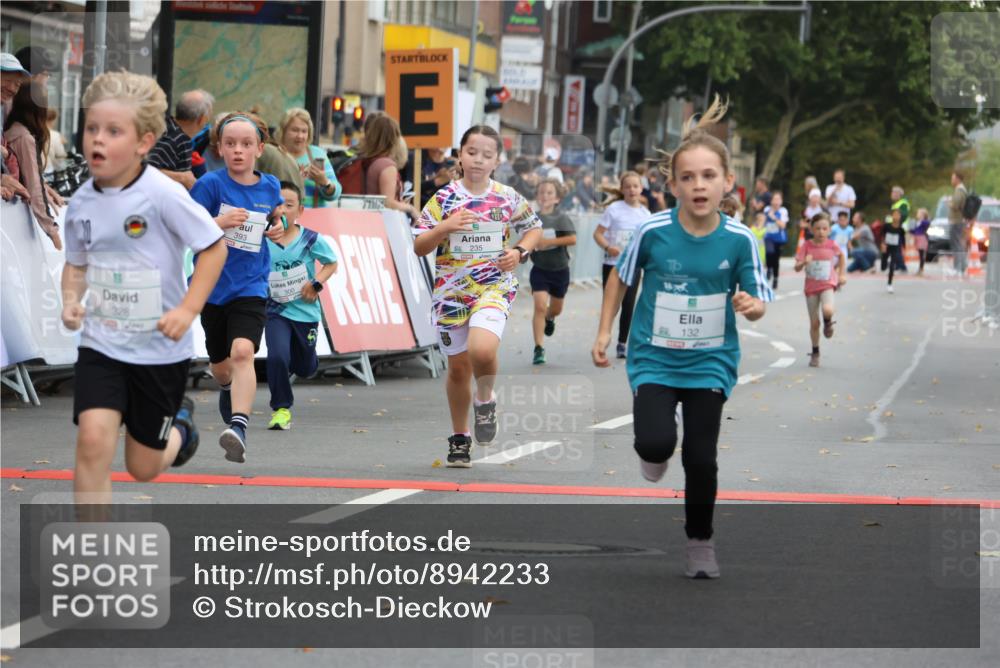 21.09.2025 - PSD Bank Halbmarathon Strokosch-Dieckow http://msf.ph/oto/8942233 21.09.2025 10:29:33 Ziel 132, 166, 235, 250, 300, 301, 328, 393, 406, 453 meine-sportfotos.de