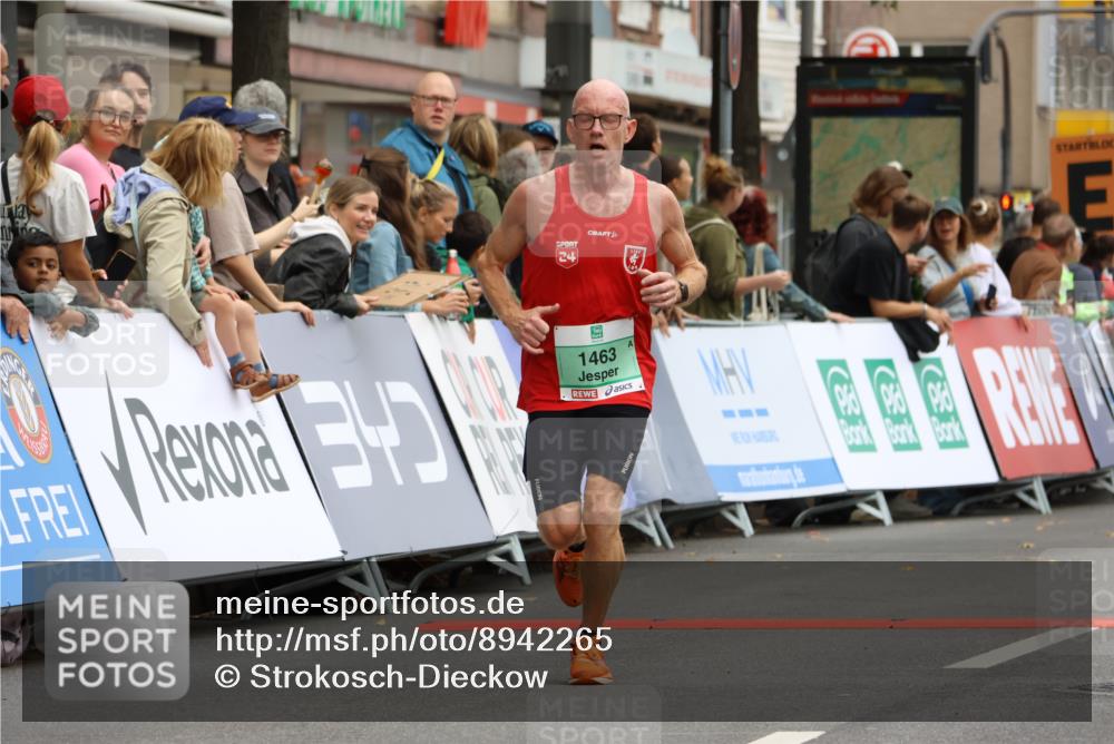 21.09.2025 - PSD Bank Halbmarathon Strokosch-Dieckow http://msf.ph/oto/8942265 21.09.2025 11:30:00 Ziel 1463, 1939, 2288 meine-sportfotos.de