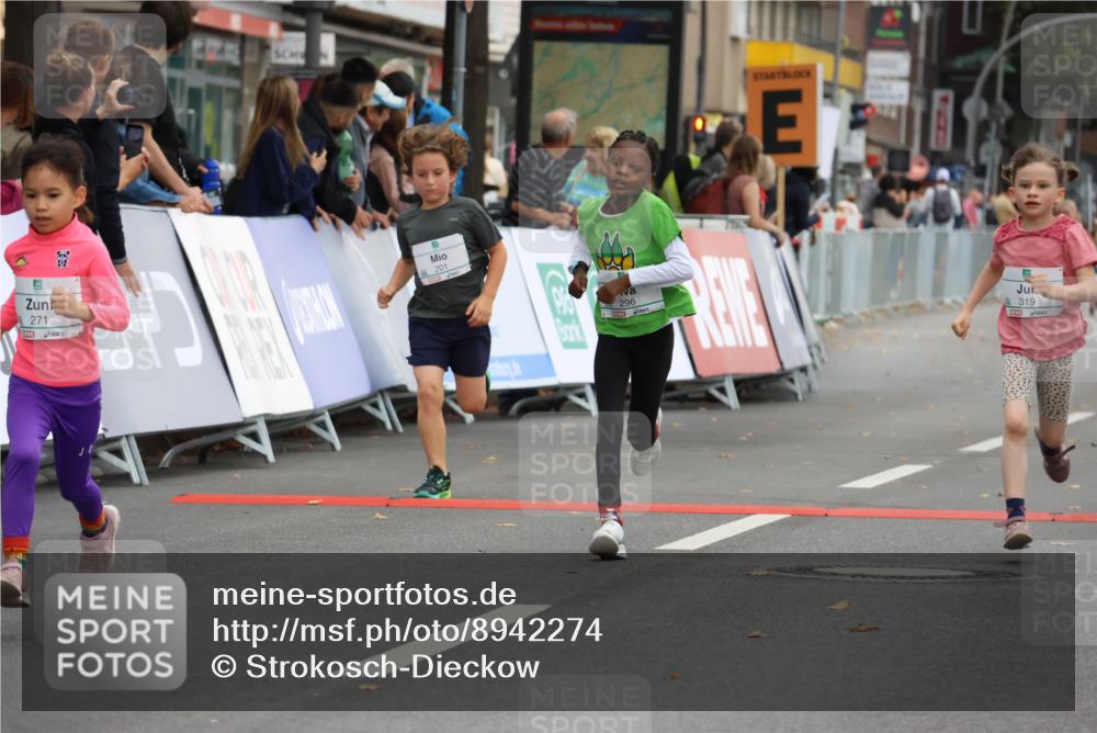 21.09.2025 - PSD Bank Halbmarathon Strokosch-Dieckow http://msf.ph/oto/8942274 21.09.2025 10:29:42 Ziel 103, 132, 201, 235, 271, 296, 300, 319, 328, 393 meine-sportfotos.de
