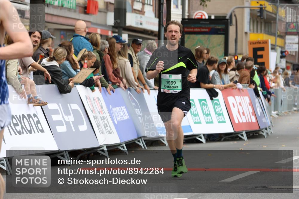 21.09.2025 - PSD Bank Halbmarathon Strokosch-Dieckow http://msf.ph/oto/8942284 21.09.2025 11:30:16 Ziel 1225, 1878, 1969 meine-sportfotos.de