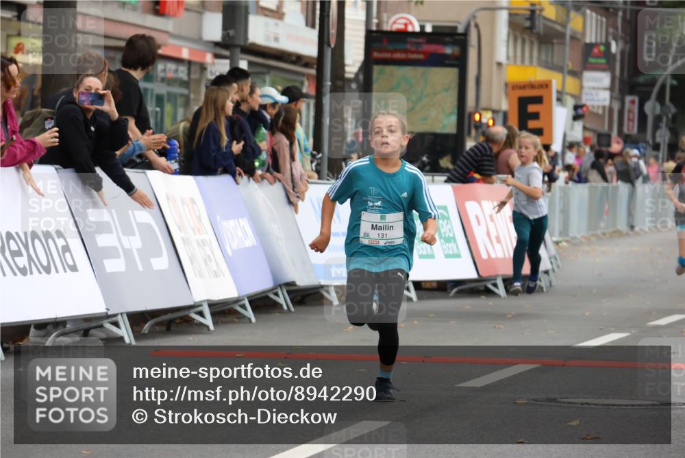 21.09.2025 - PSD Bank Halbmarathon Strokosch-Dieckow http://msf.ph/oto/8942290 21.09.2025 10:29:49 Ziel 103, 131, 195, 201, 234, 271, 272, 276, 296, 319, 430, 438 meine-sportfotos.de