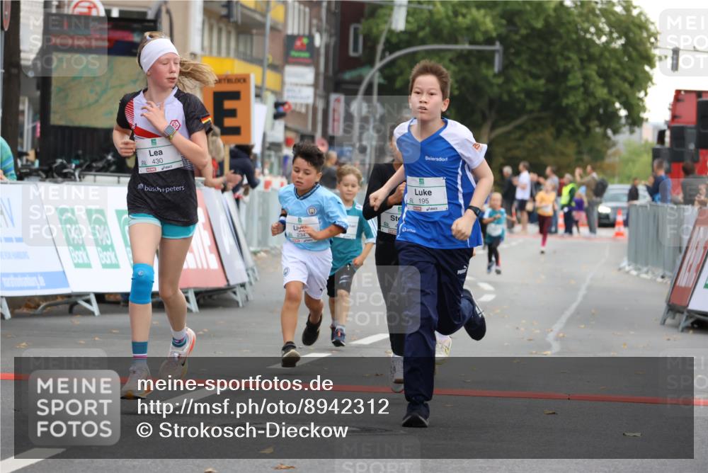 21.09.2025 - PSD Bank Halbmarathon Strokosch-Dieckow http://msf.ph/oto/8942312 21.09.2025 10:29:54 Ziel 131, 140, 195, 234, 272, 276, 430, 438 meine-sportfotos.de
