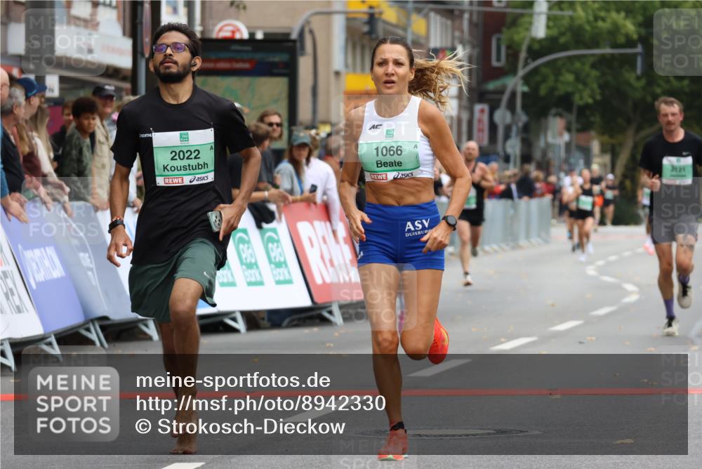 21.09.2025 - PSD Bank Halbmarathon Strokosch-Dieckow http://msf.ph/oto/8942330 21.09.2025 11:30:40 Ziel 1066, 1109, 1850, 2022, 2121 meine-sportfotos.de