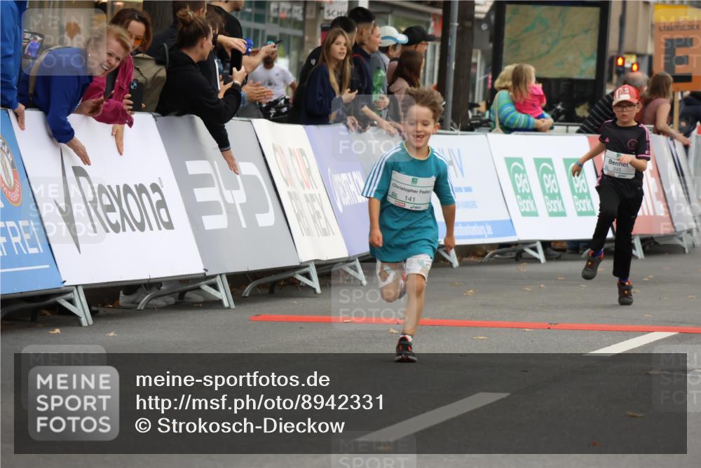 21.09.2025 - PSD Bank Halbmarathon Strokosch-Dieckow http://msf.ph/oto/8942331 21.09.2025 10:30:02 Ziel 140, 141, 145, 195, 231, 234, 245, 272, 276, 430, 438 meine-sportfotos.de