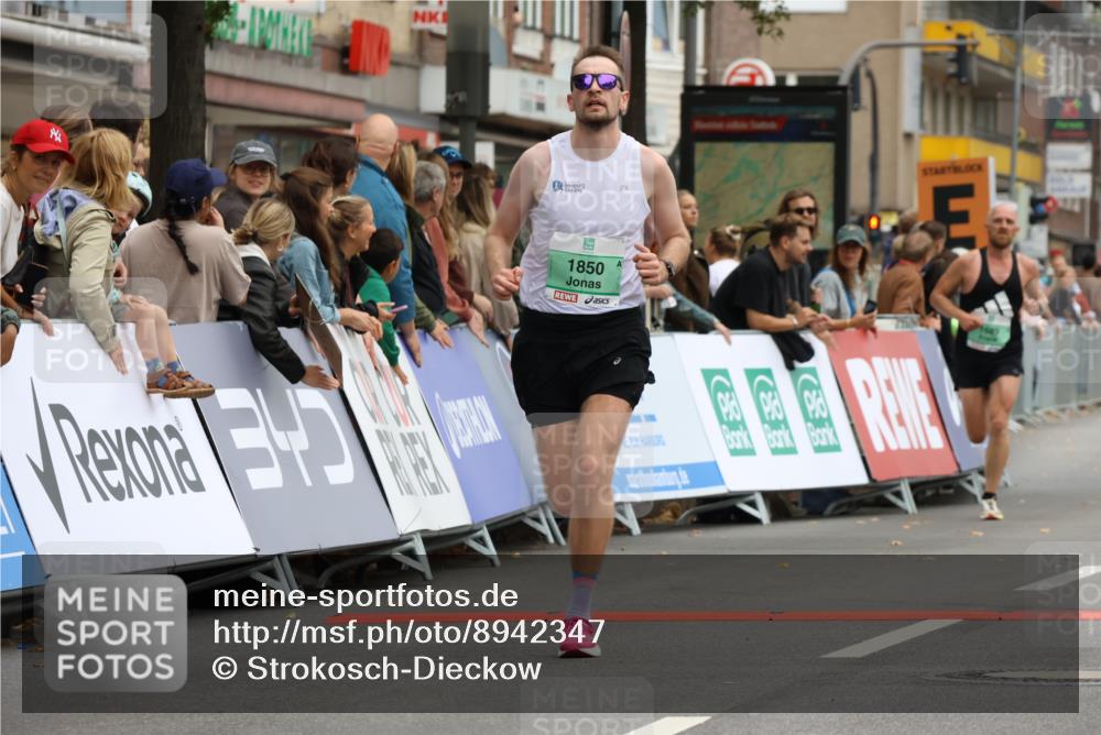 21.09.2025 - PSD Bank Halbmarathon Strokosch-Dieckow http://msf.ph/oto/8942347 21.09.2025 11:30:43 Ziel 1066, 1109, 1689, 1850, 2022, 2121 meine-sportfotos.de