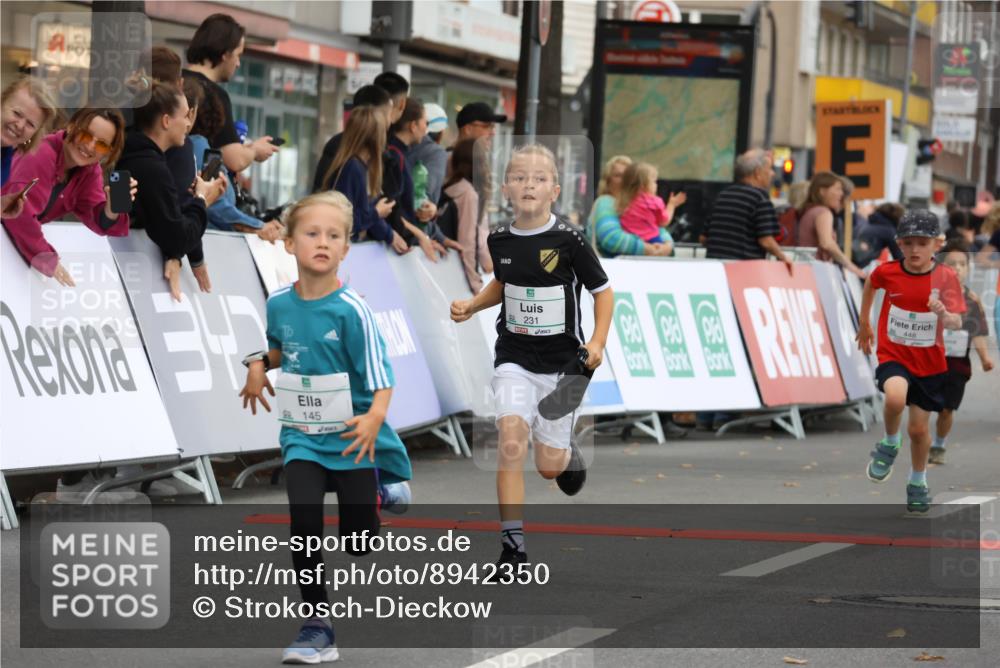21.09.2025 - PSD Bank Halbmarathon Strokosch-Dieckow http://msf.ph/oto/8942350 21.09.2025 10:30:08 Ziel 141, 145, 231, 243, 245, 448, 458, 459 meine-sportfotos.de