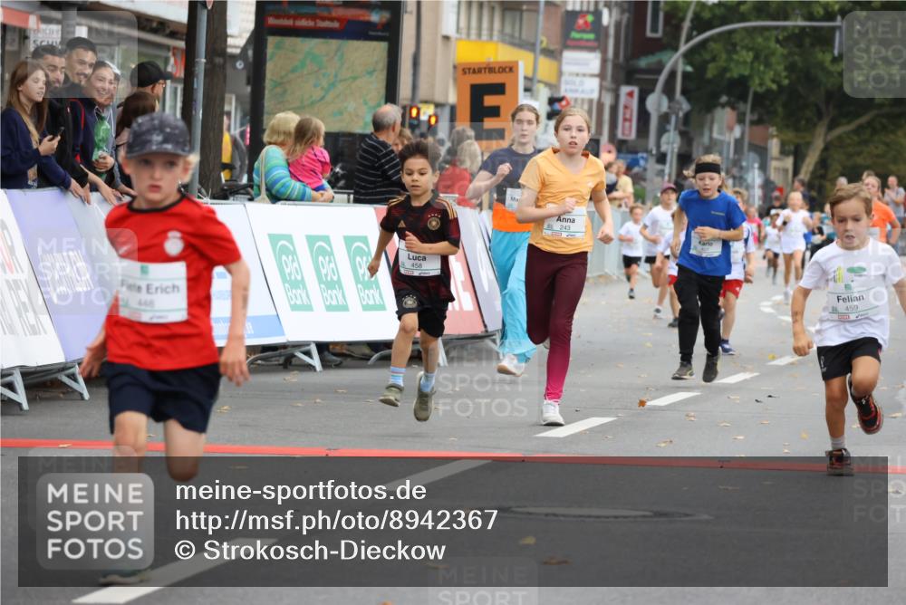 21.09.2025 - PSD Bank Halbmarathon Strokosch-Dieckow http://msf.ph/oto/8942367 21.09.2025 10:30:11 Ziel 141, 145, 227, 231, 243, 245, 407, 448, 458, 459 meine-sportfotos.de