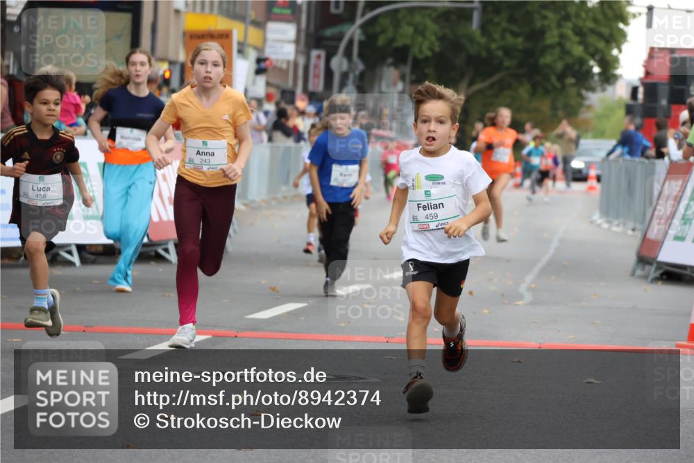21.09.2025 - PSD Bank Halbmarathon Strokosch-Dieckow http://msf.ph/oto/8942374 21.09.2025 10:30:12 Ziel 104, 141, 145, 227, 231, 243, 245, 382, 407, 448, 458, 459 meine-sportfotos.de