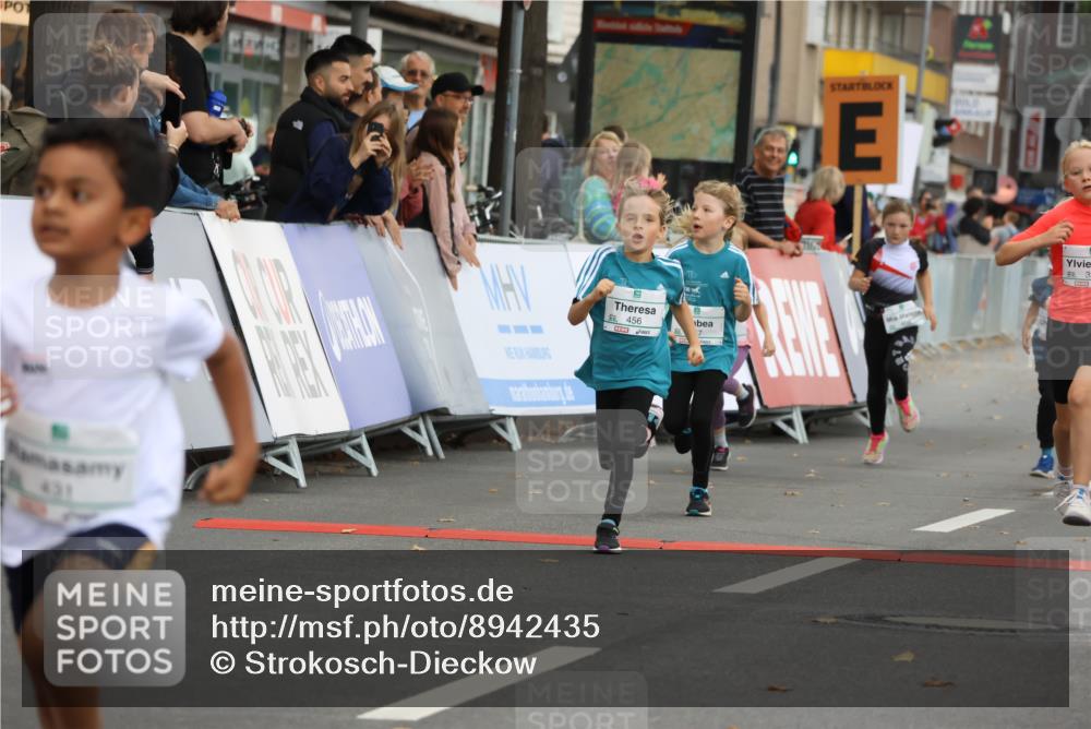 21.09.2025 - PSD Bank Halbmarathon Strokosch-Dieckow http://msf.ph/oto/8942435 21.09.2025 10:30:34 Ziel 116, 129, 151, 246, 263, 320, 324, 344, 351, 370, 375, 402, 405, 431, 456, 457 meine-sportfotos.de