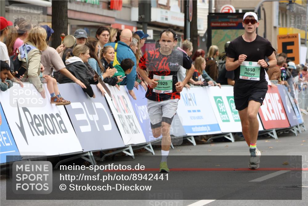 21.09.2025 - PSD Bank Halbmarathon Strokosch-Dieckow http://msf.ph/oto/8942441 21.09.2025 11:31:14 Ziel 1169, 1858, 1893, 1925 meine-sportfotos.de