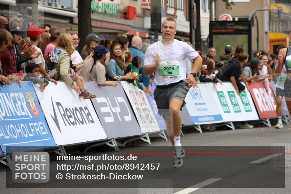21.09.2025 - PSD Bank Halbmarathon Strokosch-Dieckow http://msf.ph/oto/8942457 21.09.2025 11:31:32 Ziel 1317, 1607, 2061, 2076, 2243 meine-sportfotos.de