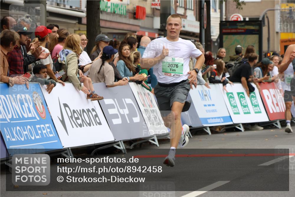 21.09.2025 - PSD Bank Halbmarathon Strokosch-Dieckow http://msf.ph/oto/8942458 21.09.2025 11:31:32 Ziel 1317, 1607, 2061, 2076, 2243 meine-sportfotos.de