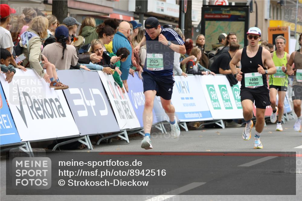 21.09.2025 - PSD Bank Halbmarathon Strokosch-Dieckow http://msf.ph/oto/8942516 21.09.2025 11:31:47 Ziel 1052, 1167, 1174, 1852, 1888, 1890, 1972, 1991, 2025, 2044, 2243 meine-sportfotos.de