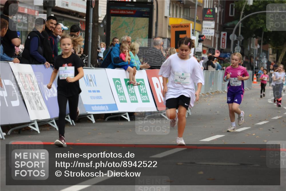 21.09.2025 - PSD Bank Halbmarathon Strokosch-Dieckow http://msf.ph/oto/8942522 21.09.2025 10:31:04 Ziel 177, 277, 315, 323, 340, 413 meine-sportfotos.de
