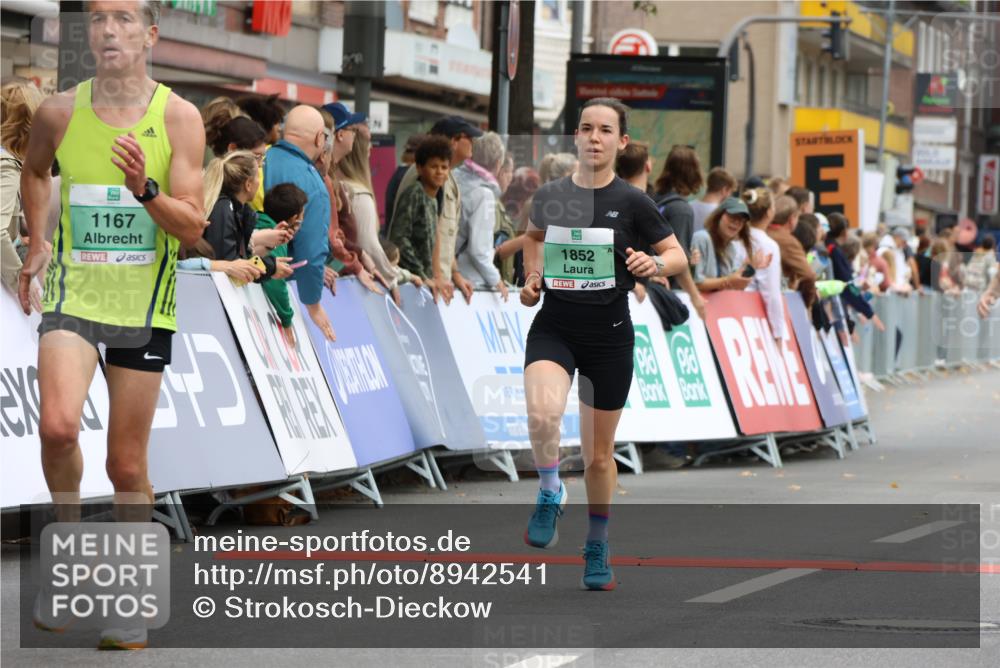 21.09.2025 - PSD Bank Halbmarathon Strokosch-Dieckow http://msf.ph/oto/8942541 21.09.2025 11:31:52 Ziel 1052, 1167, 1174, 1326, 1852, 1888, 1890, 1972, 1991, 2025, 2044, 2109 meine-sportfotos.de