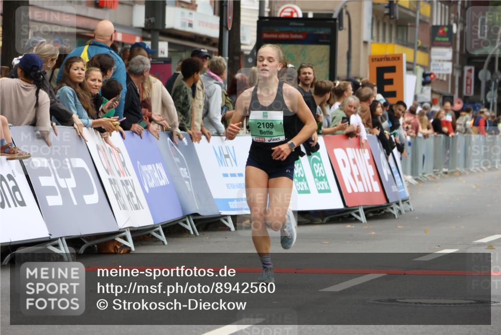 21.09.2025 - PSD Bank Halbmarathon Strokosch-Dieckow http://msf.ph/oto/8942560 21.09.2025 11:31:58 Ziel 1052, 1167, 1326, 1852, 1888, 1890, 2109 meine-sportfotos.de