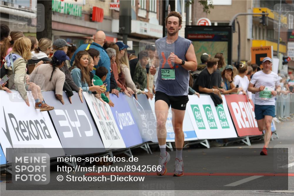 21.09.2025 - PSD Bank Halbmarathon Strokosch-Dieckow http://msf.ph/oto/8942566 21.09.2025 11:32:08 Ziel 2005, 2109, 3572 meine-sportfotos.de