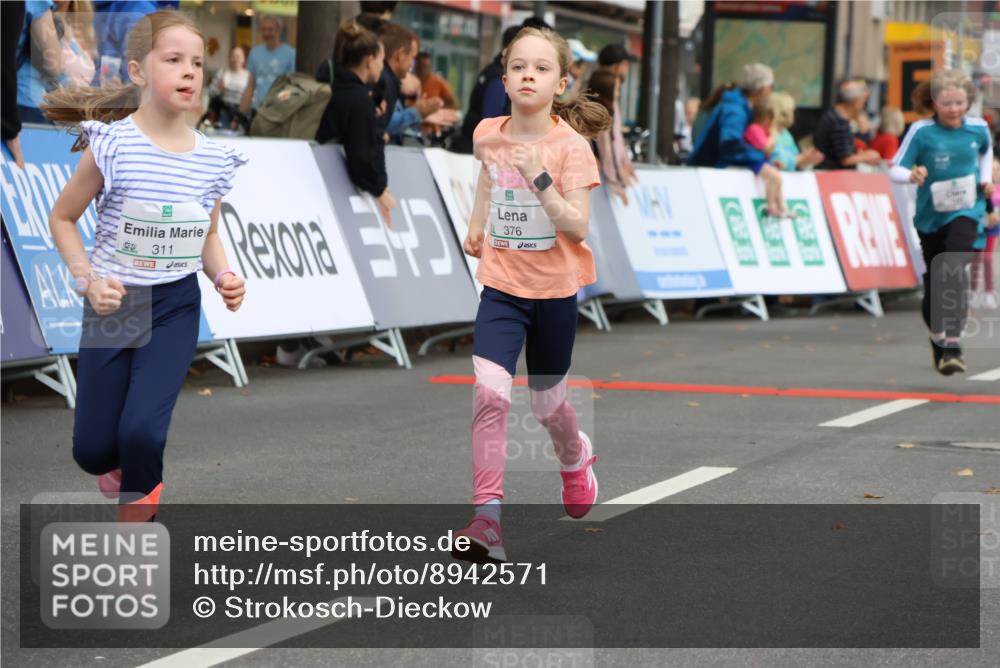21.09.2025 - PSD Bank Halbmarathon Strokosch-Dieckow http://msf.ph/oto/8942571 21.09.2025 10:31:19 Ziel 139, 147, 148, 311, 326, 376, 387, 439 meine-sportfotos.de
