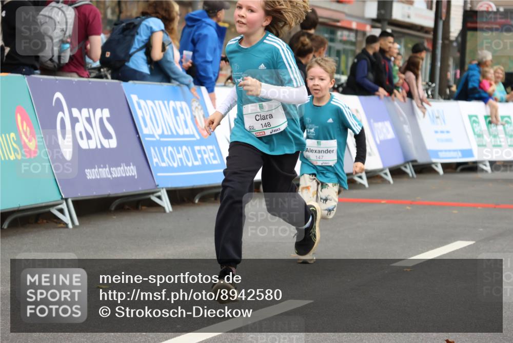 21.09.2025 - PSD Bank Halbmarathon Strokosch-Dieckow http://msf.ph/oto/8942580 21.09.2025 10:31:23 Ziel 139, 147, 148, 287, 311, 326, 352, 376, 387, 414, 439 meine-sportfotos.de