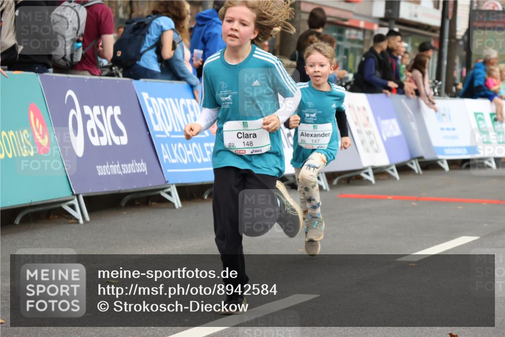 21.09.2025 - PSD Bank Halbmarathon Strokosch-Dieckow http://msf.ph/oto/8942584 21.09.2025 10:31:23 Ziel 139, 147, 148, 287, 311, 326, 352, 376, 387, 414, 439 meine-sportfotos.de
