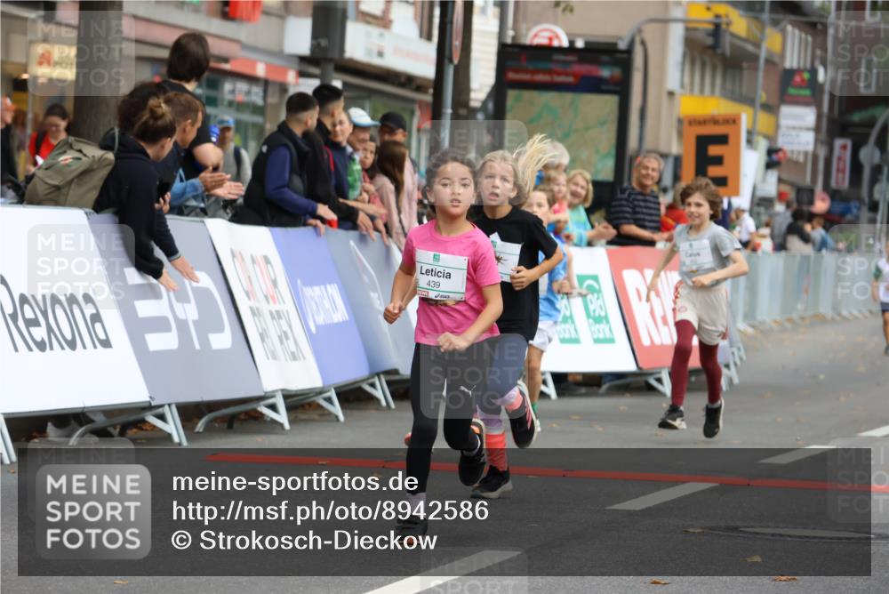 21.09.2025 - PSD Bank Halbmarathon Strokosch-Dieckow http://msf.ph/oto/8942586 21.09.2025 10:31:25 Ziel 139, 147, 148, 287, 311, 326, 352, 376, 387, 414, 439 meine-sportfotos.de